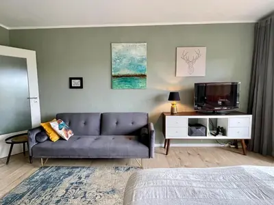 Ein Sitzbereich in der Unterkunft #2 Studioapartment mit Loreleyblick direkt an der schönsten Etappe des Rheinsteigs