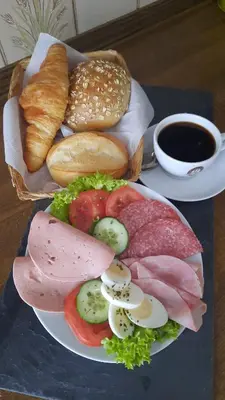 Essen in der Ferienwohnung oder in der Nähe