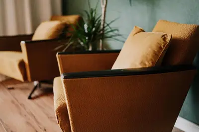 Ein Sitzbereich in der Unterkunft SOONWALD Apartment mit Garten & Hot Tube