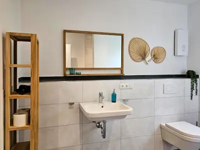 Ein Badezimmer in der Unterkunft Moselblick III ad Reichsburg Parkplatz 100m Marktplatz