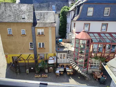 Das Gebäude in dem sich die Ferienwohnung befindet