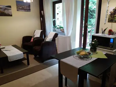 Ein Sitzbereich in der Unterkunft Ferienwohnung Lastro