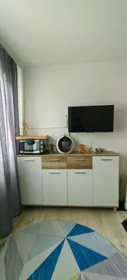 TV/Unterhaltungsangebot in der Unterkunft At Sarah´s (Fully Equiped Studio)