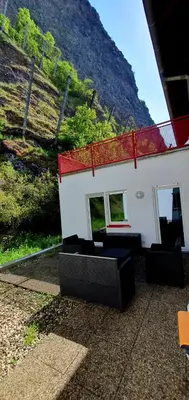 Ein allgemeiner Bergblick oder ein Berglick von der Ferienwohnung aus