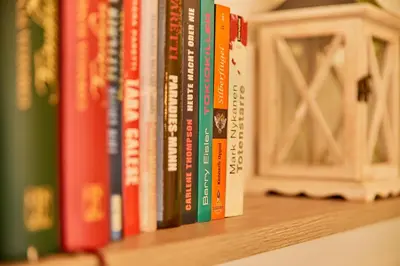 Die Bibliothek in der Ferienwohnung