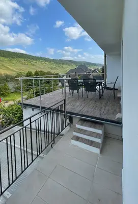 Ein Balkon oder eine Terrasse in der Unterkunft Ferienwohnung FM Moselle