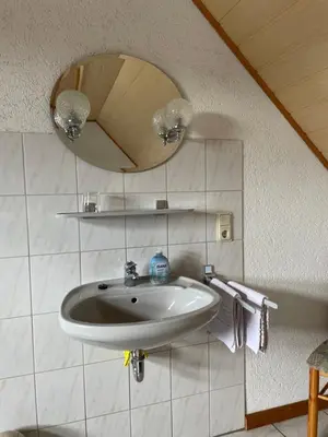 Ein Badezimmer in der Unterkunft Ferienwohnung Weingut Sanders & Sanders