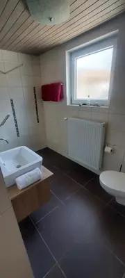 Ein Badezimmer in der Unterkunft Gästehaus Frevel
