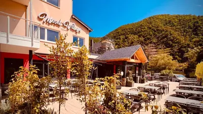 Ein allgemeiner Bergblick oder ein Berglick von des Resorts aus