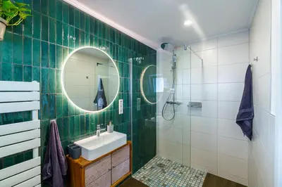 Ein Badezimmer in der Unterkunft Pilea Apartments