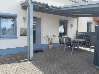 Ein Patio oder anderer Außenbereich in der Unterkunft Ferienhaus im Kirschbäumchen