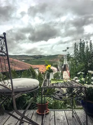 Ein Balkon oder eine Terrasse in der Unterkunft WINETIME