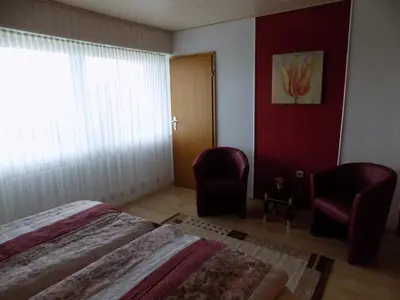 Ein Bett oder Betten in einem Zimmer der Unterkunft Haus Alexandra