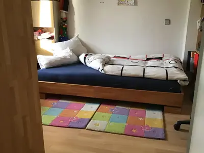 Grundriss der Unterkunft Doppelzimmer erste Etage Richtung Garten in Privathaus mit Terasse und Kinderzimmer