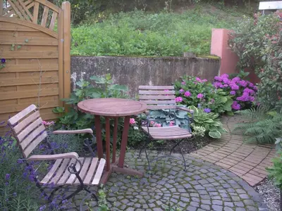 Ein Garten an der Unterkunft Ferienwohnung Herrig