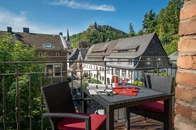 Ein Balkon oder eine Terrasse in der Unterkunft Ferienwohnungen Engelmannstift