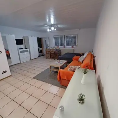 Ferienwohnung Neli am Rhein