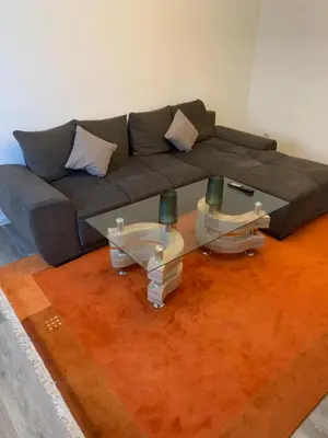 Ein Sitzbereich in der Unterkunft Wohnung zur Langzeitmiete geeignet