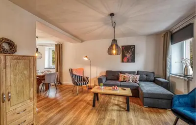 Ein Sitzbereich in der Unterkunft Beautiful Home In Nimsreuland With Wifi