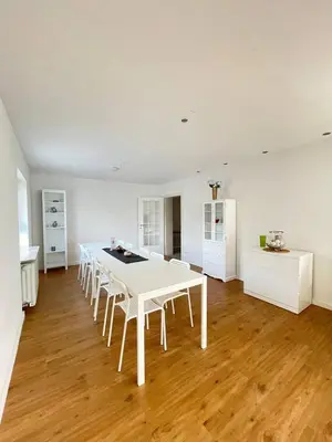 Ein Sitzbereich in der Unterkunft Renoviertes Haus in Ochtendung im Altbau-Flair für 10 Personen!