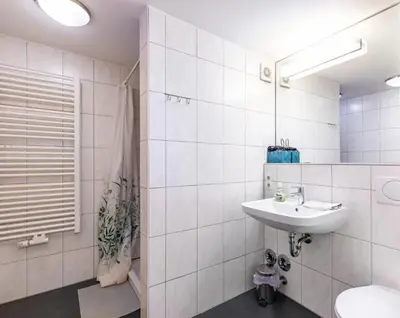 Ein Badezimmer in der Unterkunft Bacchus Holiday Homes