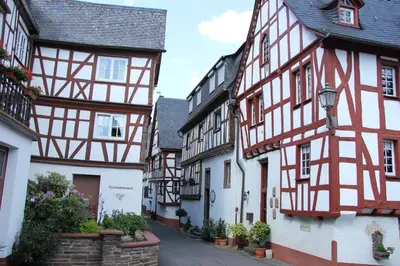 Das Gebäude in dem sich die Ferienwohnung befindet