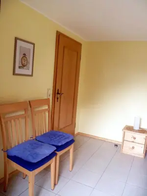 Ein Sitzbereich in der Unterkunft Eifelferienhaus Thome