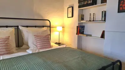 Ein Bett oder Betten in einem Zimmer der Unterkunft Mosel-Side Junior Suite
