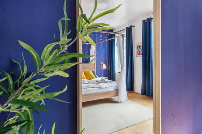 Ein Bett oder Betten in einem Zimmer der Unterkunft Charmante & gemütliche Wohnung