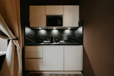 Küche/Küchenzeile in der Unterkunft LLR Design Apartment - Sepia Toffee im Zentrum von Koblenz