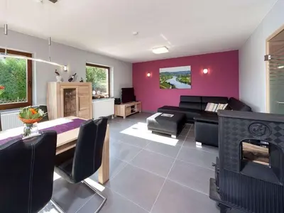 Ein Sitzbereich in der Unterkunft Holiday home Moselle valley