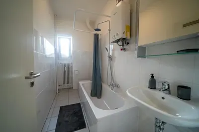 Ein Badezimmer in der Unterkunft DWK: Monteurwohnung Koblenz