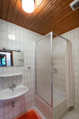Ein Badezimmer in der Unterkunft Ferienwohnungen Casa Ri(e)sig