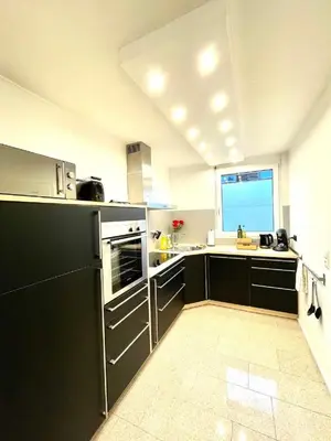 Küche/Küchenzeile in der Unterkunft Geräumiges Ferienhaus in Koblenz