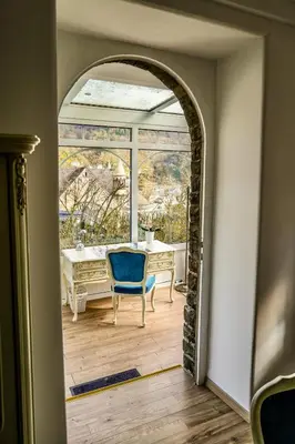 Ein allgemeiner Bergblick oder ein Berglick von der Ferienwohnung aus