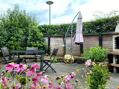 Ein Garten an der Unterkunft Zwanzig