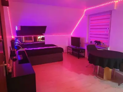 Ein Sitzbereich in der Unterkunft Wohnung am Kurpark mit privater Innensauna & LED! Schlüsselbox