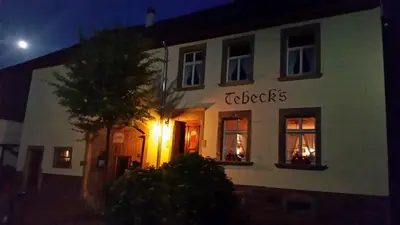 Das Gebäude in dem sich das Gasthaus befindet