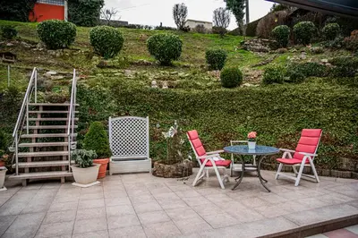 Ein Garten an der Unterkunft Haus Helga