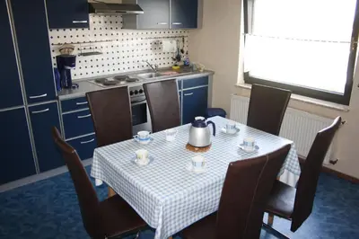 Küche/Küchenzeile in der Unterkunft Ferienwohnung Moselhöhe