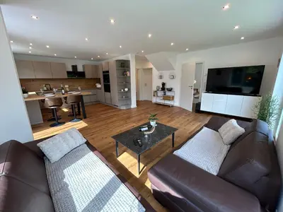 TV/Unterhaltungsangebot in der Unterkunft Wellness-Ferienhaus mit Dampfbad & Sauna am Nürburgring