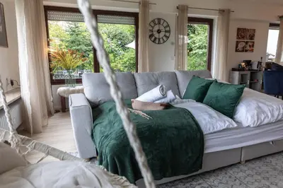 Ein Bett oder Betten in einem Zimmer der Unterkunft Cozy II Luxuriös Moselview Terrasse Garten NETFLIX