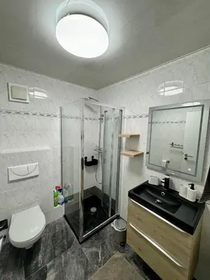 Ein Badezimmer in der Unterkunft Gemütliche zentrale Unterkunft