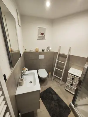 Ein Badezimmer in der Unterkunft Ferienzimmer Geyersberg
