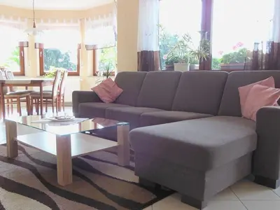 Ein Sitzbereich in der Unterkunft Basche Comfortable holiday residence