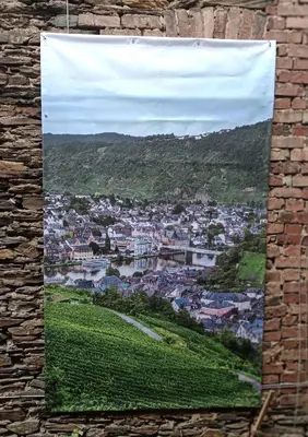 Ein allgemeiner Bergblick oder ein Berglick von der Ferienwohnung aus