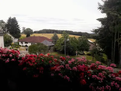Ein Garten an der Unterkunft Ferienwohnung Staeves