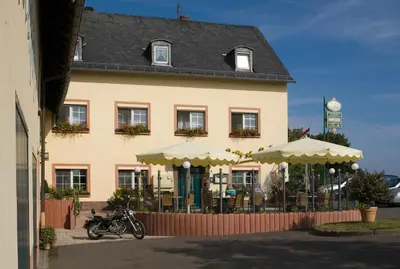 Das Gebäude in dem sich die Pension befindet