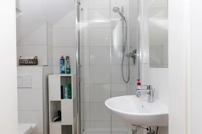 Ein Badezimmer in der Unterkunft Stylisches Apartment in Koblenz mit kostenlosen Parkplätzen, WLAN und voll ausgestatteter Küche