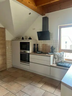 Küche/Küchenzeile in der Unterkunft Chez Ellie- Ferienwohnung Nähe Nürburgring, Rhein, Ahr, Eifel